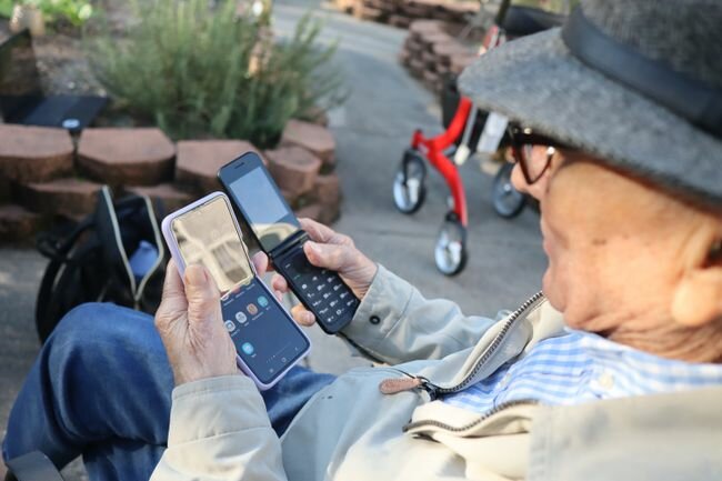 Поэтапный отказ от 3G может оставить некоторых пожилых людей без мобильных телефонов
